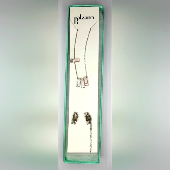 Set of earrings and necklace - Picture 1 of 2